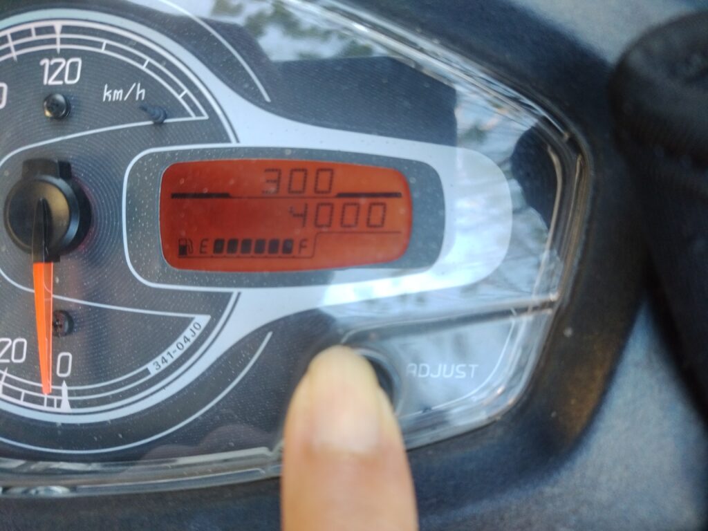 アドレスv125sのモニター